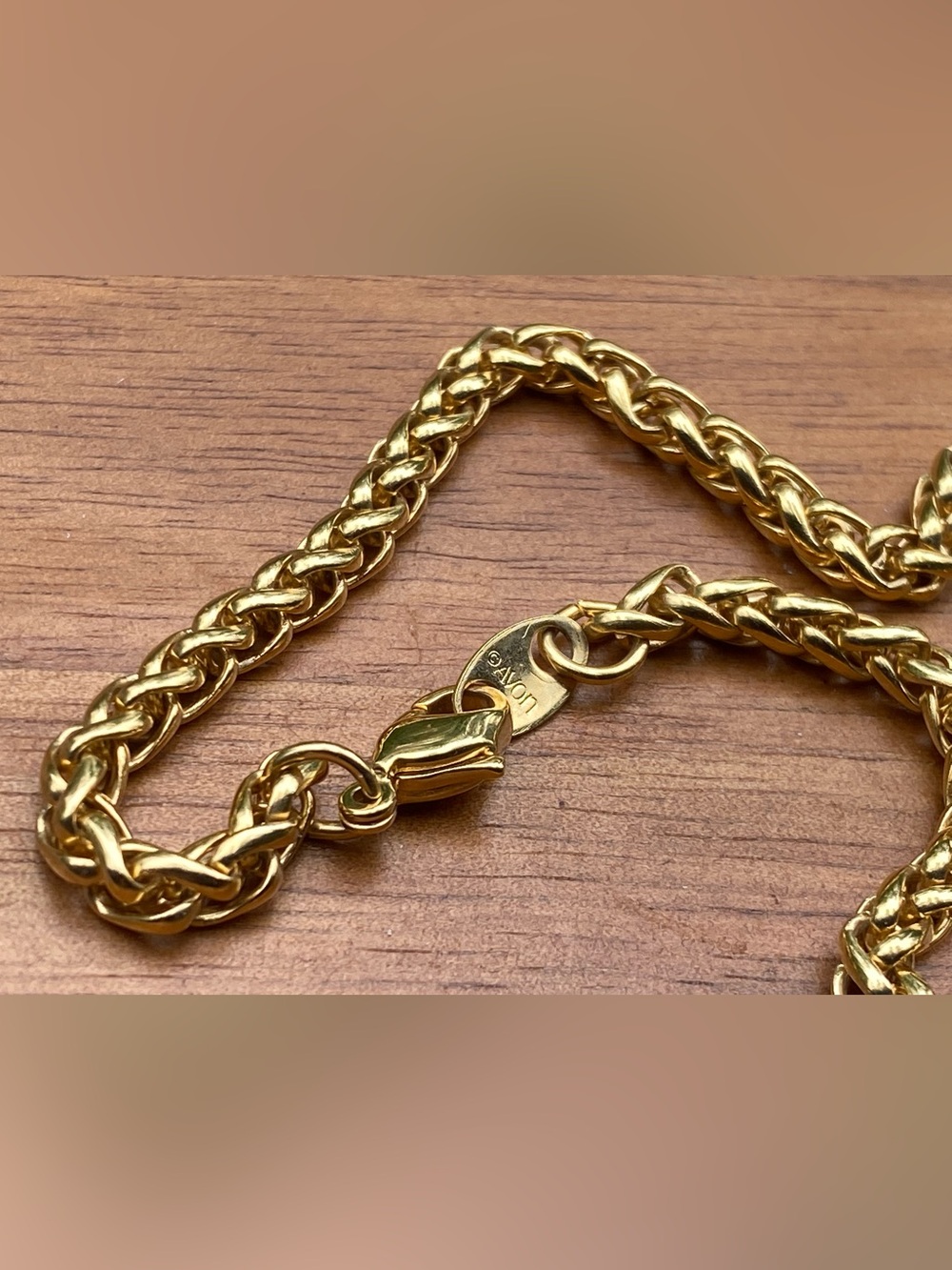 VTG Avon Gold tone Interlocking Braided Link Wheat Chain Bracelet size 8.5